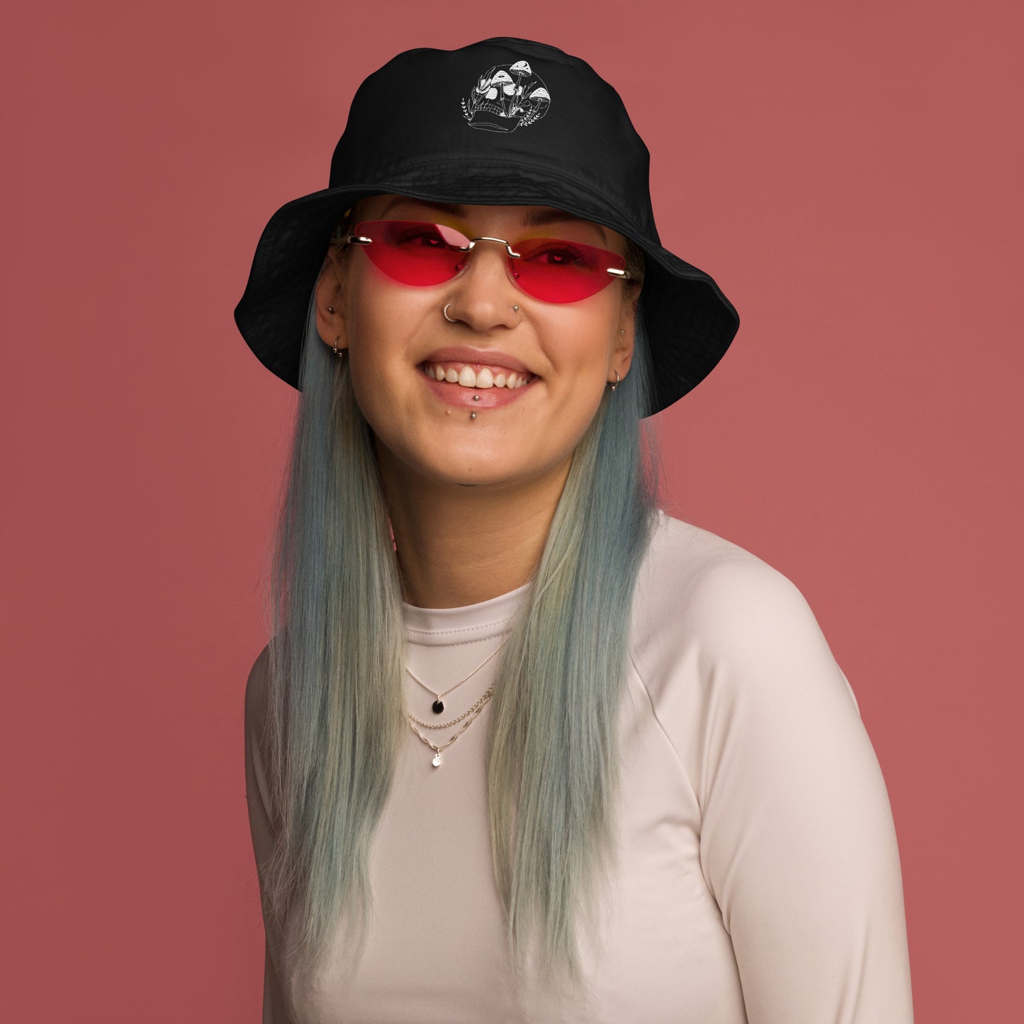 Mushy Skull Embroidered Bucket Hat