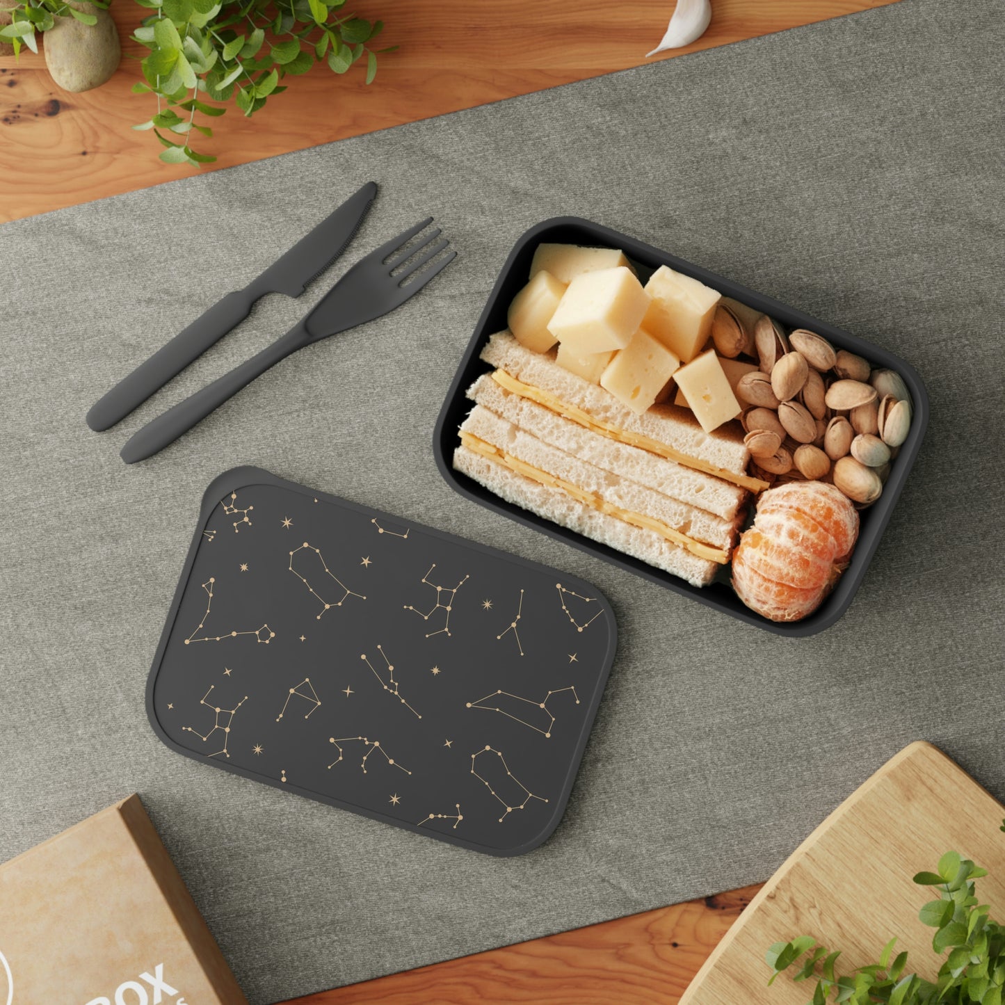 Constellation Bento Box with Band and Utensils